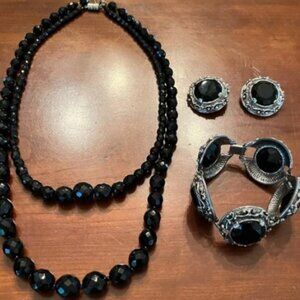 Elegant Black Beaded Necklace Set